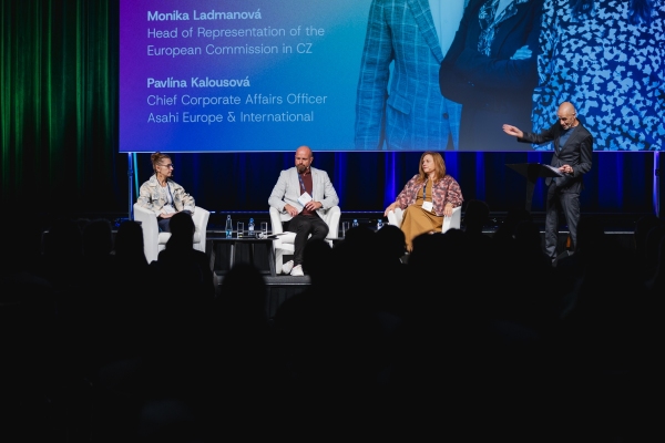 PrideBusinessForum2025_0051_FotilAdamMracek_E40A8395