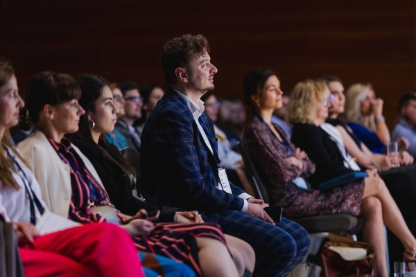 PrideBusinessForum2025_0062_FotilAdamMracek_E40A8470