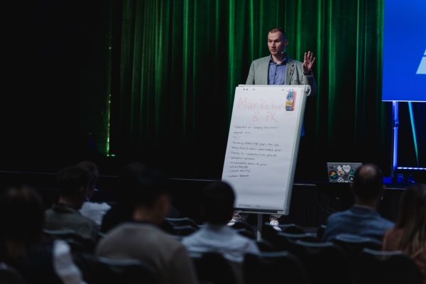 PrideBusinessForum2025_0316_FotilAdamMracek_E40A2956