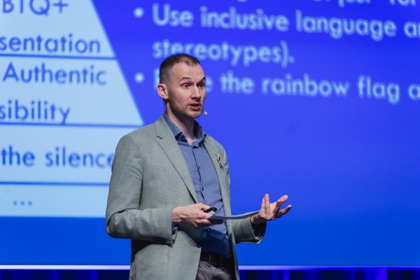 PrideBusinessForum2025_0317_FotilAdamMracek_E40A2990