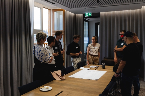 Prague_Pride_Networking_2025_07_31_0050_FotilAdamMracek_E40A2034