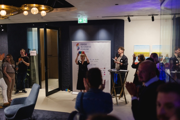 Prague_Pride_Networking_2025_07_31_0077_FotilAdamMracek_E40A2801